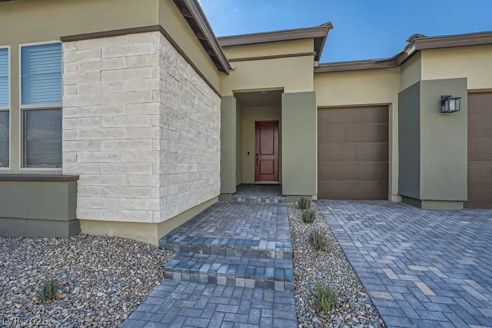 10049 Auburn Rose Avenue Las Vegas, NV 89143