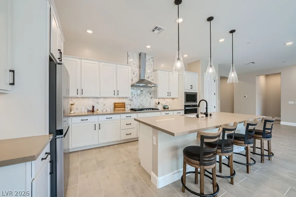 10049 Auburn Rose Avenue Las Vegas, NV 89143