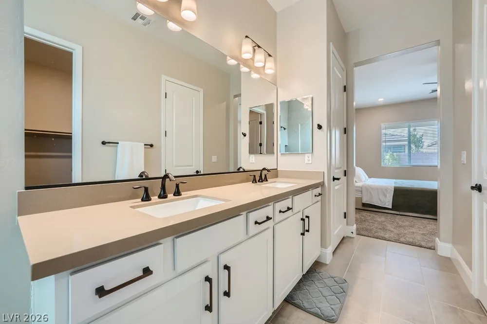 10049 Auburn Rose Avenue Las Vegas, NV 89143
