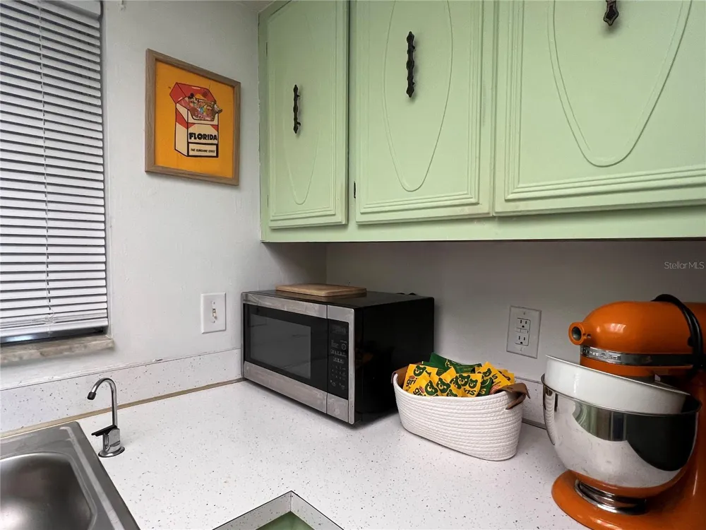 1200 37TH STREET #302 St Petersburg, FL 33713