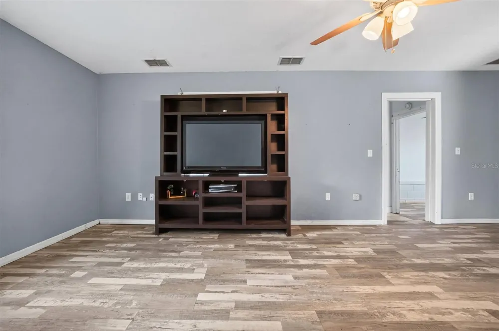 11855 SE 141ST TERRACE Ocklawaha, FL 32179