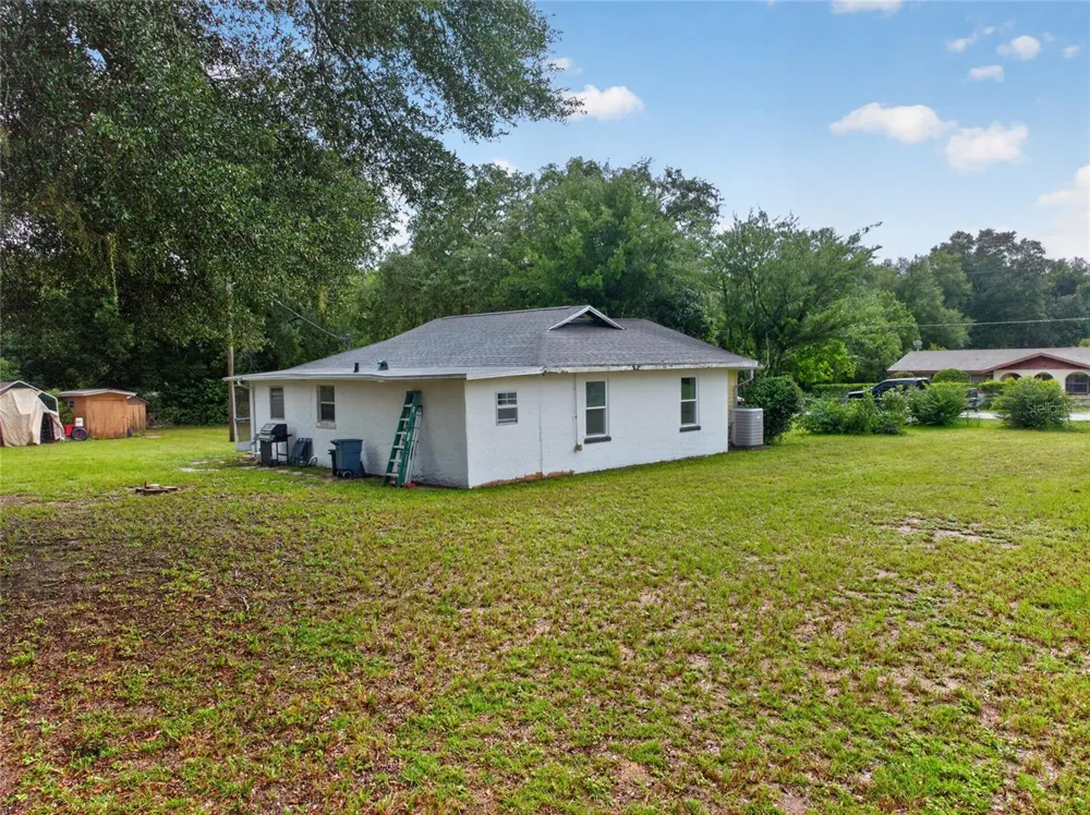 11855 SE 141ST TERRACE Ocklawaha, FL 32179