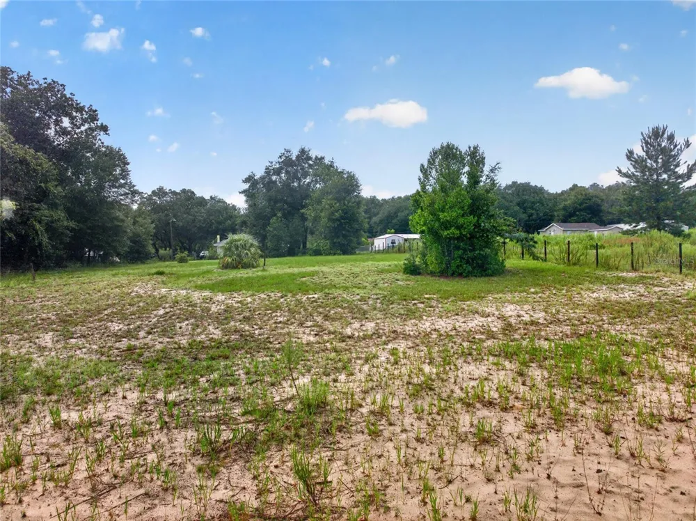 11855 SE 141ST TERRACE Ocklawaha, FL 32179