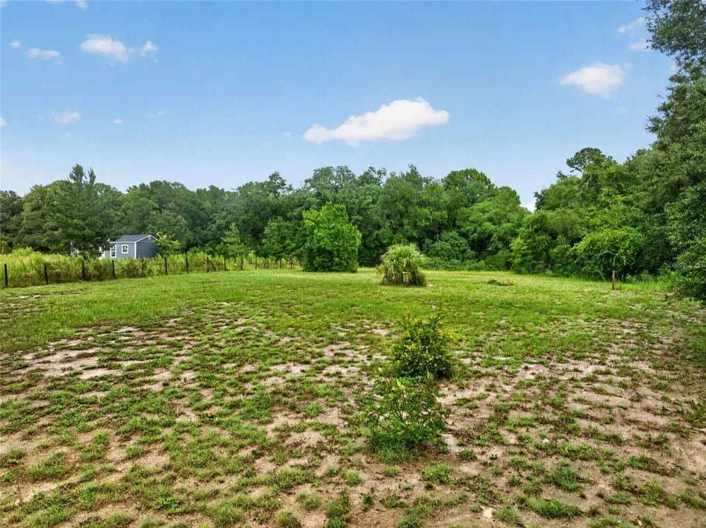 11855 SE 141ST TERRACE Ocklawaha, FL 32179
