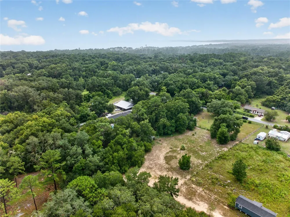 11855 SE 141ST TERRACE Ocklawaha, FL 32179