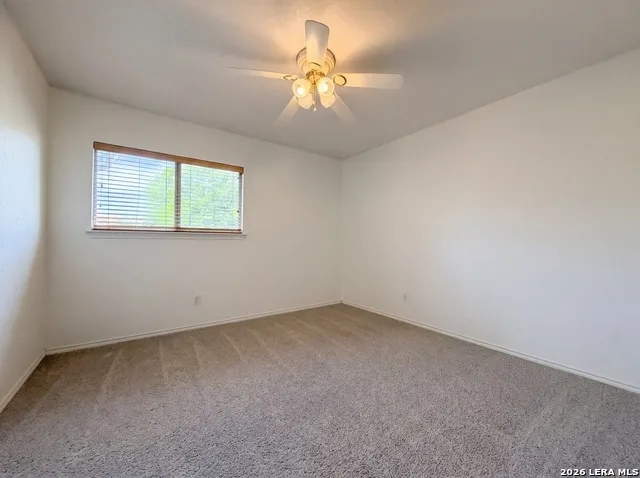121 SPRINGTREE FLD Cibolo, TX 78108