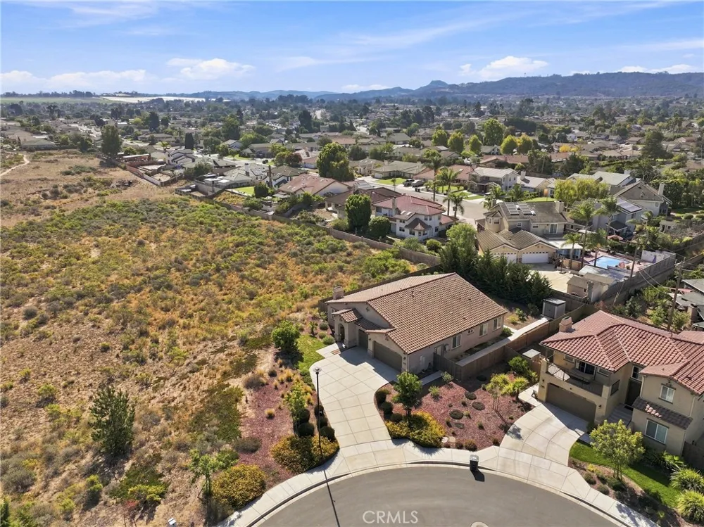 794 Hickok Santa Maria, CA 93455