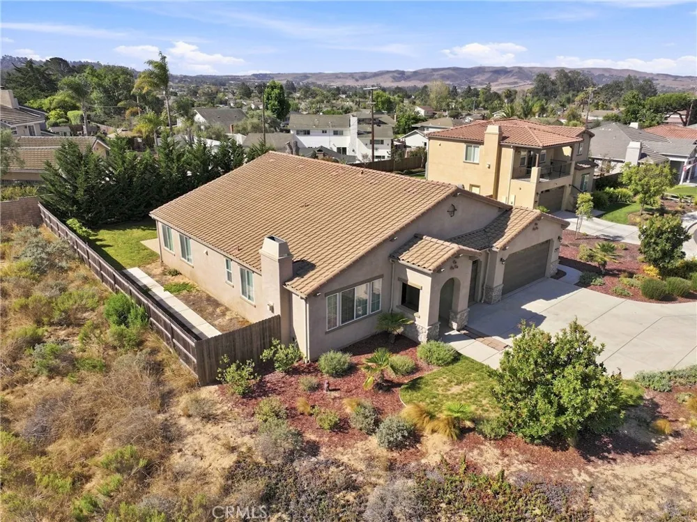 794 Hickok Santa Maria, CA 93455