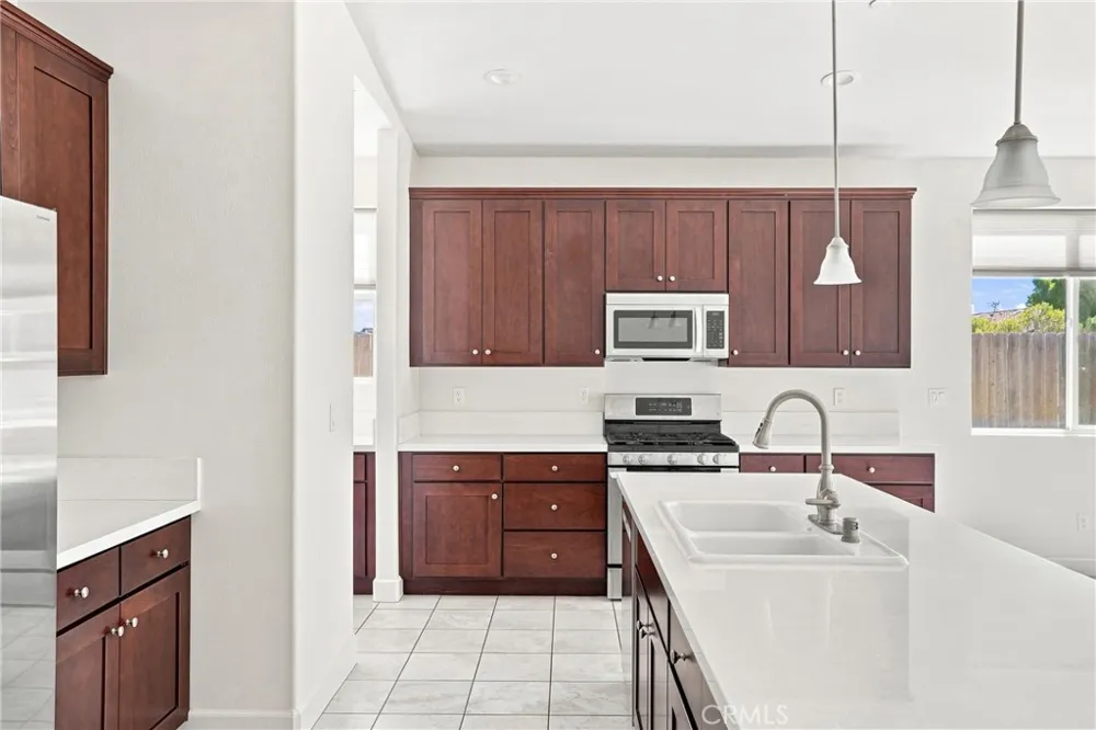 794 Hickok Santa Maria, CA 93455