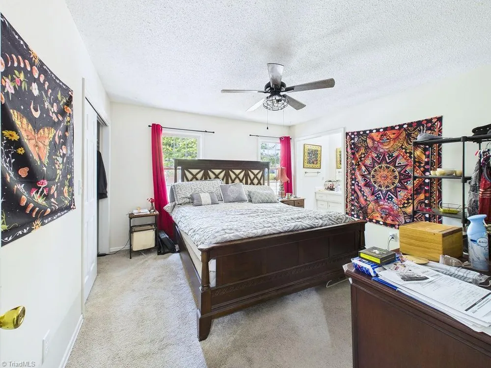 3219 Regents Park Lane #C Greensboro, NC 27455
