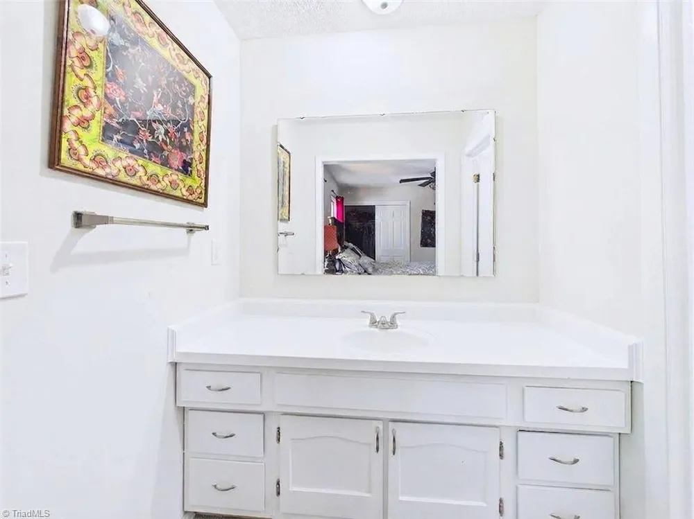 3219 Regents Park Lane #C Greensboro, NC 27455