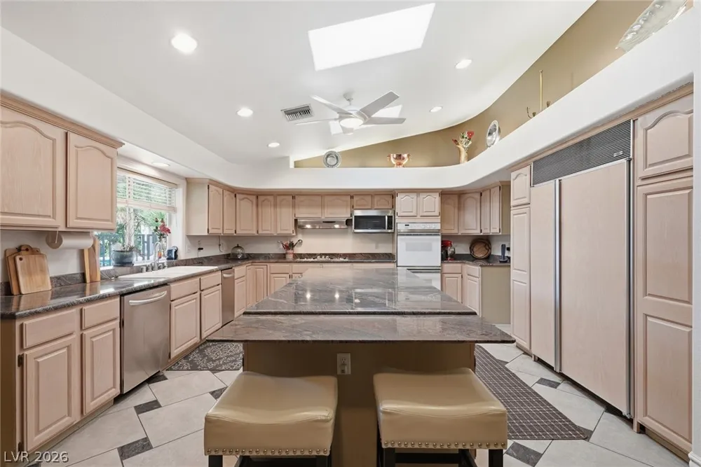 3747 E Quail Avenue Las Vegas, NV 89120