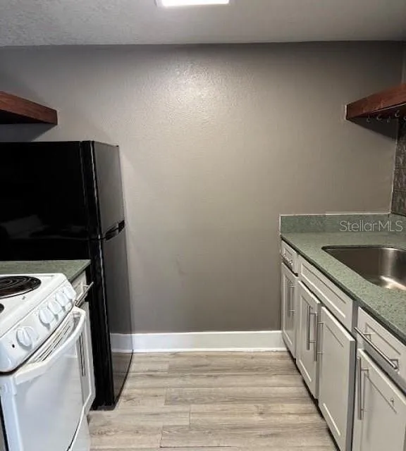 4127 DOLPHIN DRIVE #4127 Tampa, FL 33617
