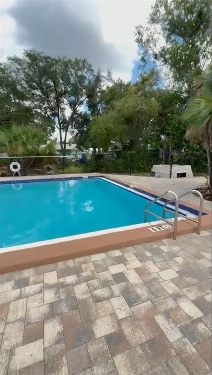 4127 DOLPHIN DRIVE #4127 Tampa, FL 33617