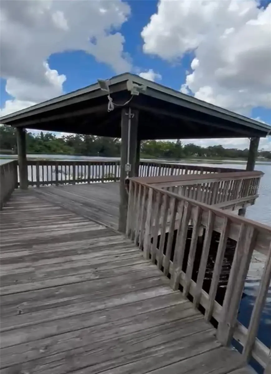 4127 DOLPHIN DRIVE #4127 Tampa, FL 33617