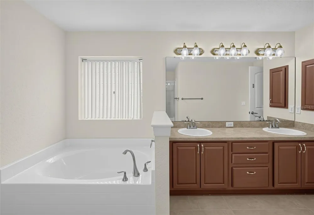 1170 KITTANSETT LANE Auburndale, FL 33823