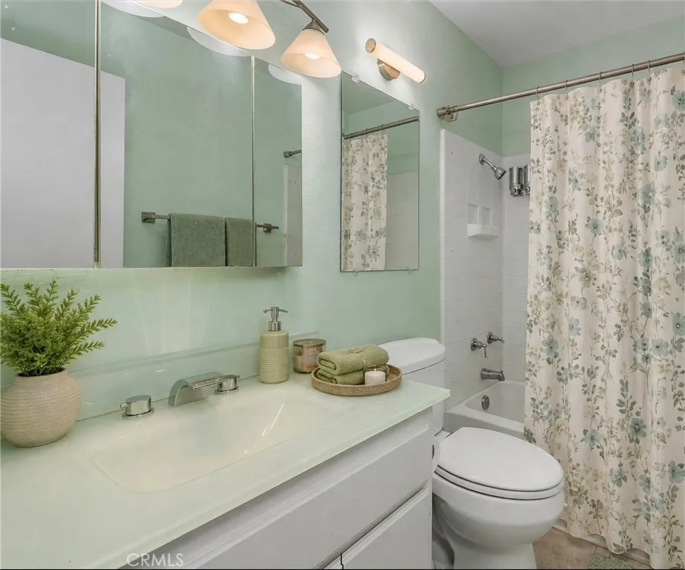 28098 Lemonwood Menifee, CA 92584