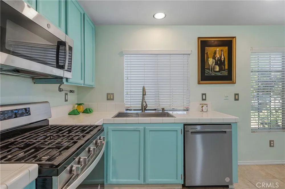 28098 Lemonwood Menifee, CA 92584