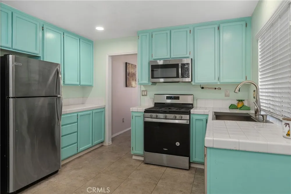 28098 Lemonwood Menifee, CA 92584