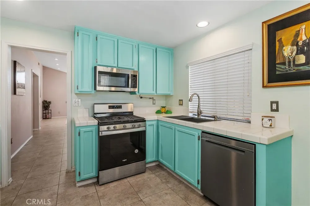 28098 Lemonwood Menifee, CA 92584
