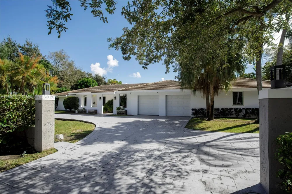 13551 SW 62nd Ave Pinecrest, FL 33156