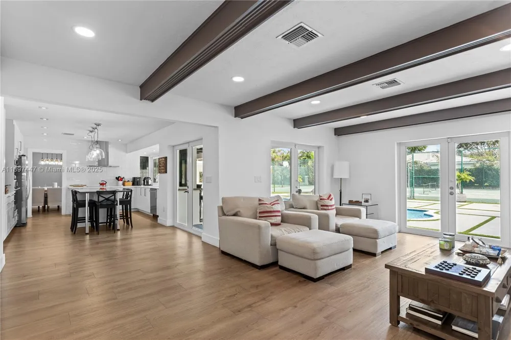 13551 SW 62nd Ave Pinecrest, FL 33156