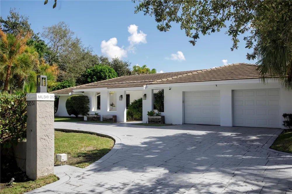 13551 SW 62nd Ave Pinecrest, FL 33156