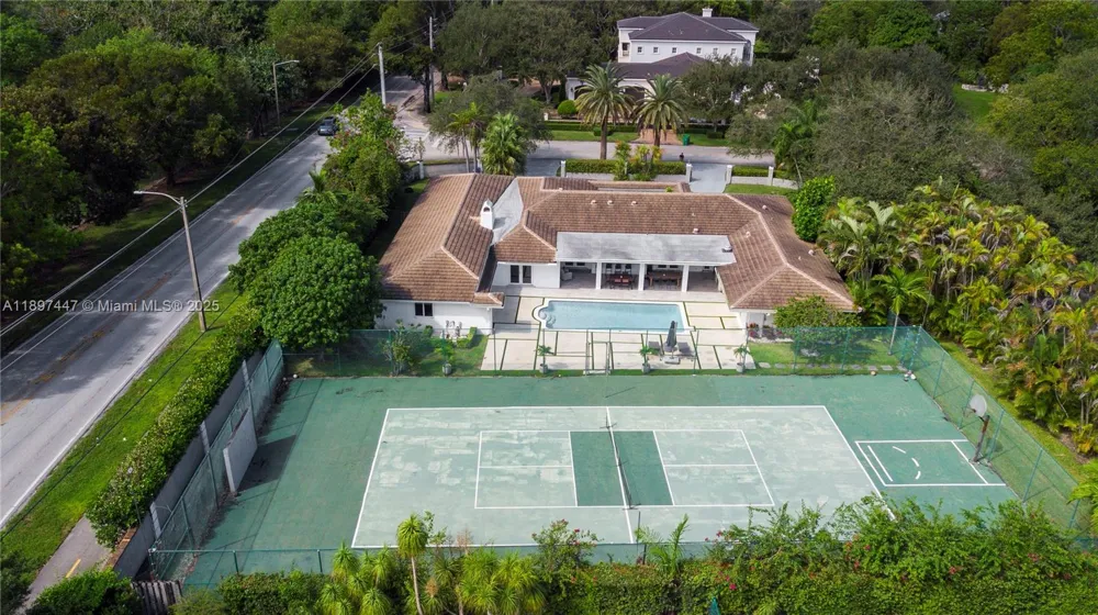 13551 SW 62nd Ave Pinecrest, FL 33156