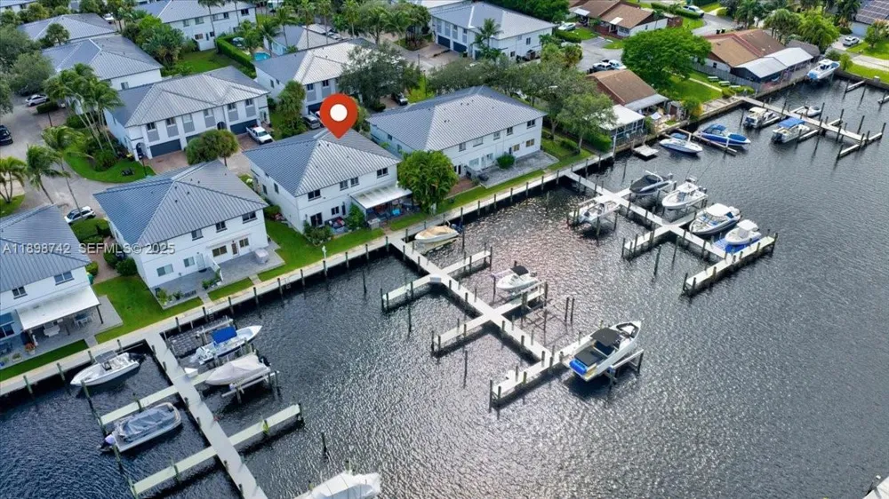 2726 Treasure Cove Cir Dania Beach, FL 33312
