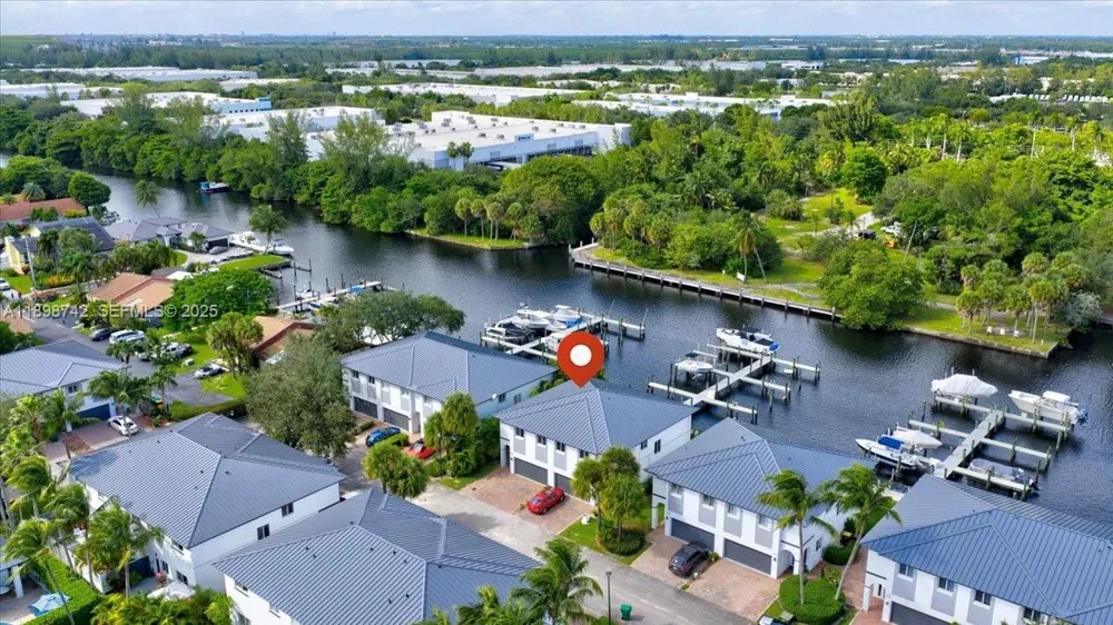 2726 Treasure Cove Cir Dania Beach, FL 33312