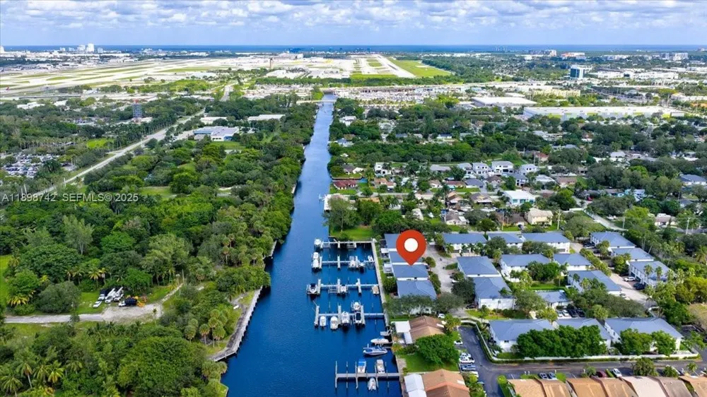 2726 Treasure Cove Cir Dania Beach, FL 33312