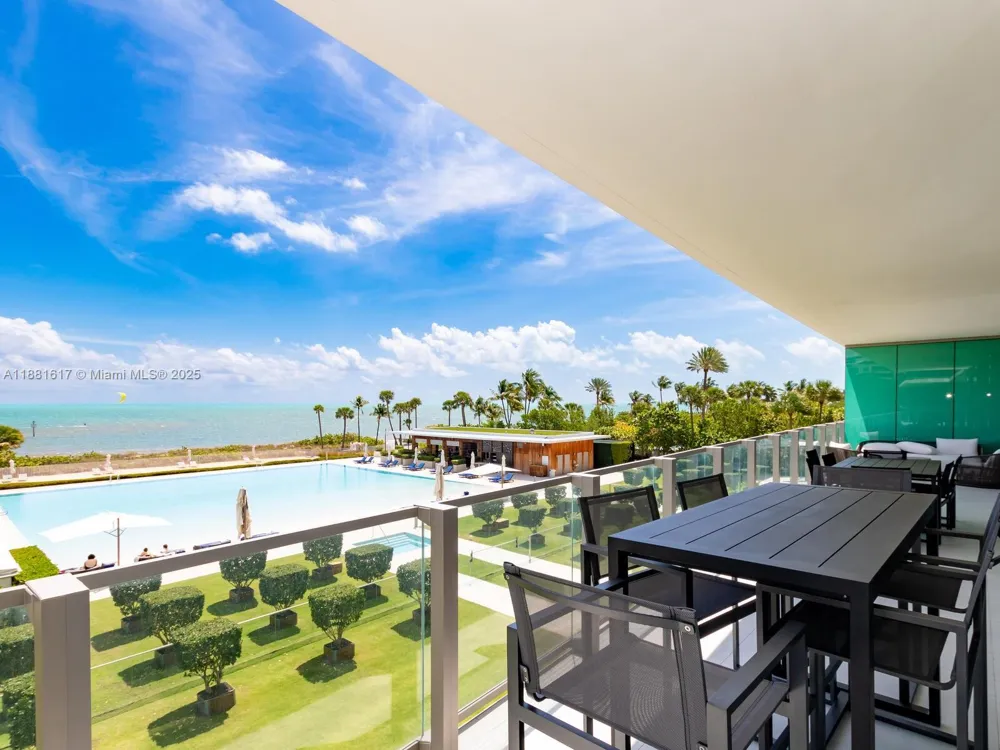 360 Ocean Dr #304S Key Biscayne, FL 33149