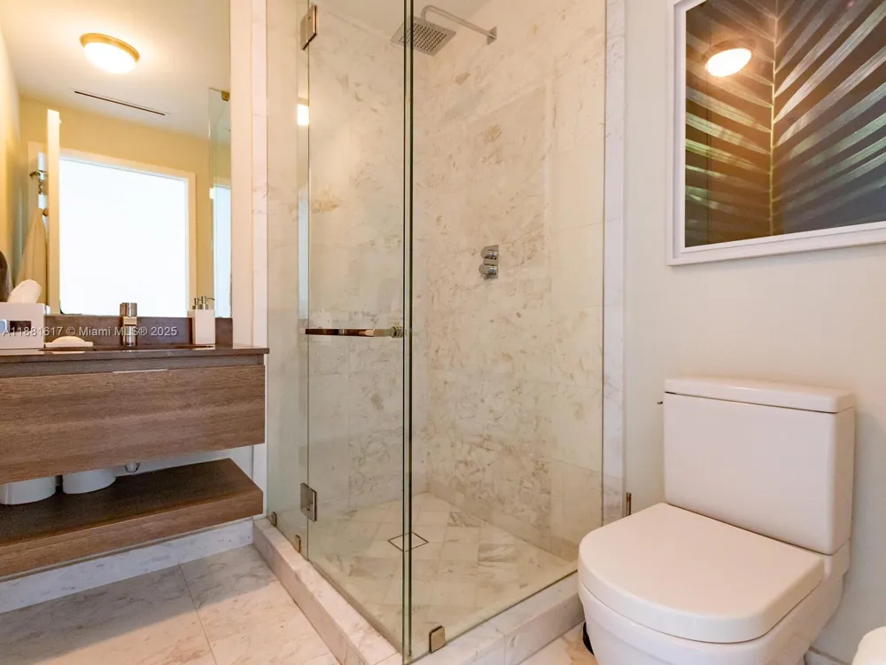 360 Ocean Dr #304S Key Biscayne, FL 33149