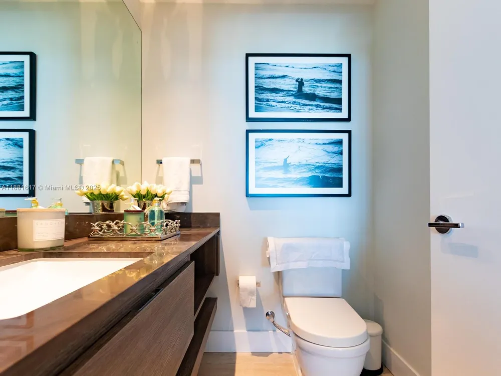 360 Ocean Dr #304S Key Biscayne, FL 33149