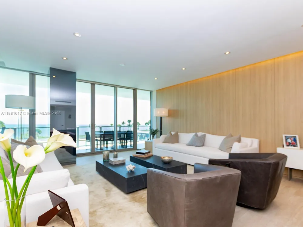 360 Ocean Dr #304S Key Biscayne, FL 33149