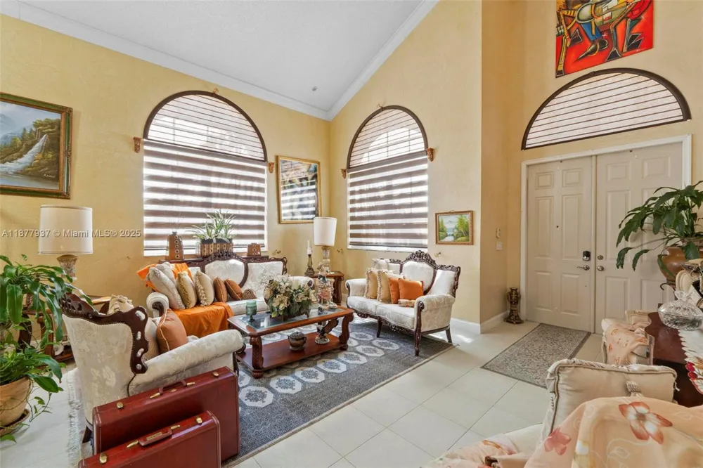4957 SW 162nd Ave Miramar, FL 33027
