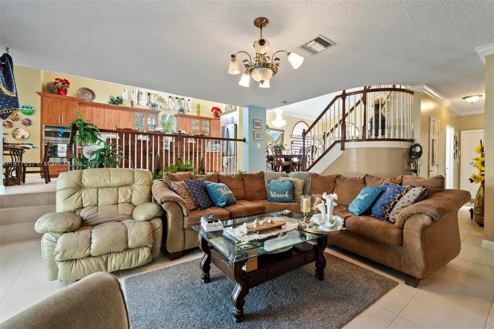 4957 SW 162nd Ave Miramar, FL 33027
