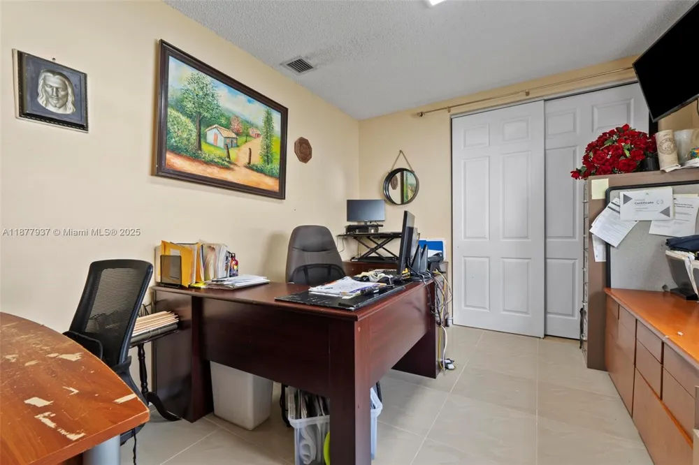 4957 SW 162nd Ave Miramar, FL 33027