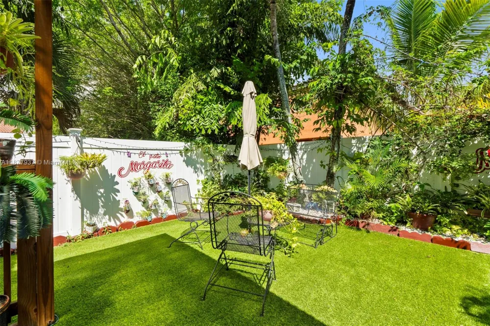 4957 SW 162nd Ave Miramar, FL 33027