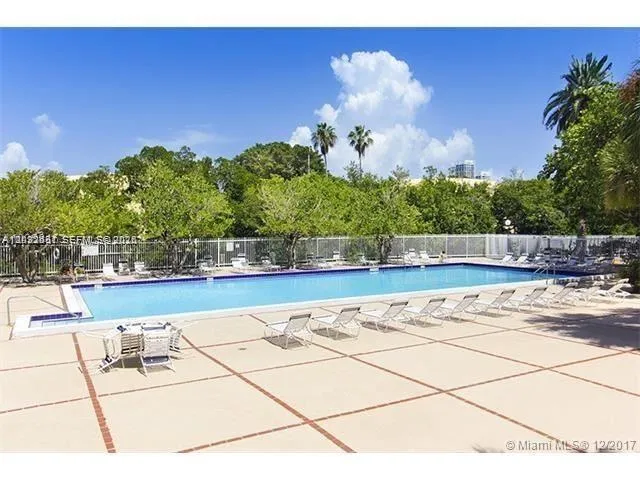 7441 Wayne Ave #2O Miami Beach, FL 33141