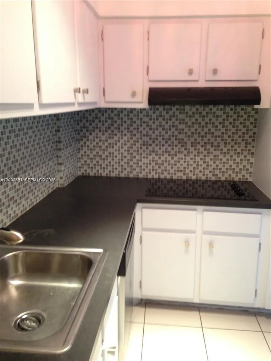 7441 Wayne Ave #2O Miami Beach, FL 33141