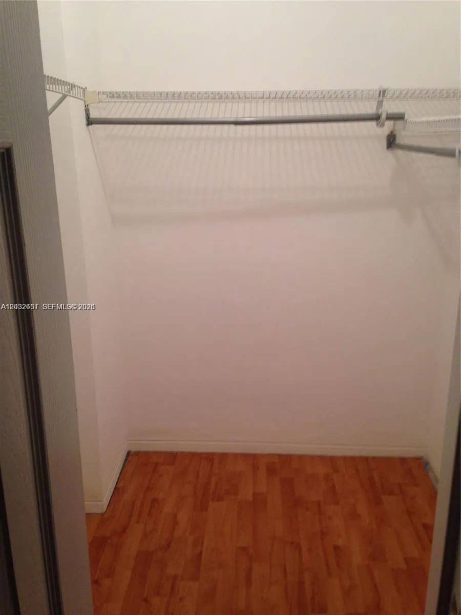 7441 Wayne Ave #2O Miami Beach, FL 33141