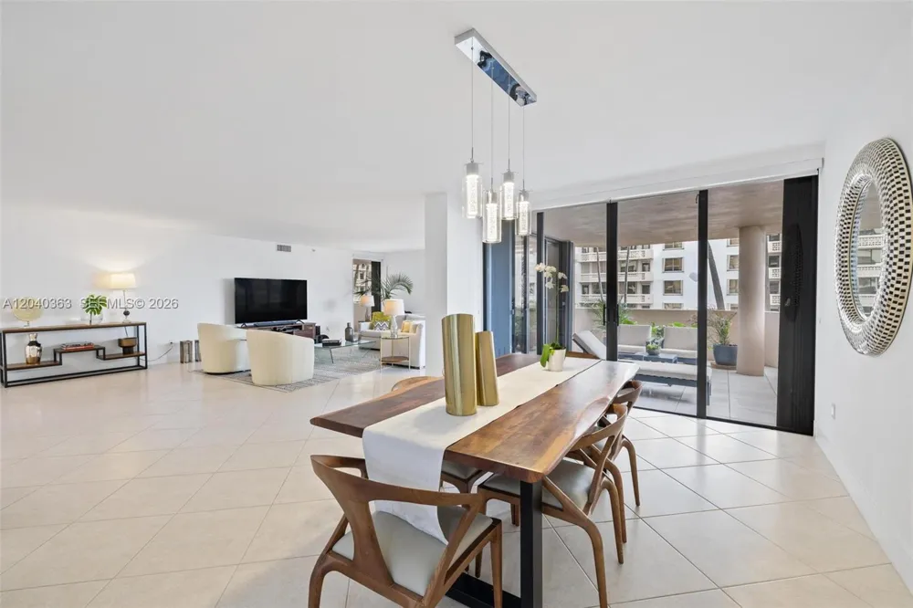 10175 Collins Ave #103 Bal Harbour, FL 33154