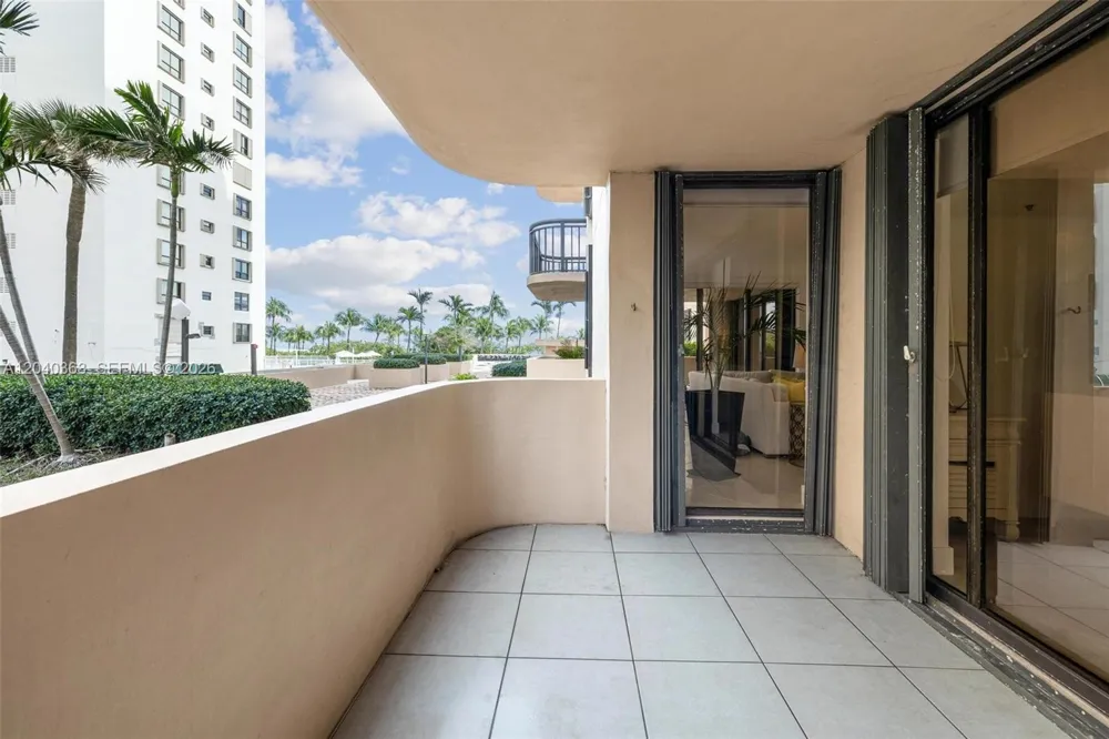 10175 Collins Ave #103 Bal Harbour, FL 33154