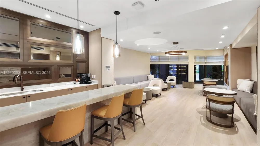 10175 Collins Ave #103 Bal Harbour, FL 33154