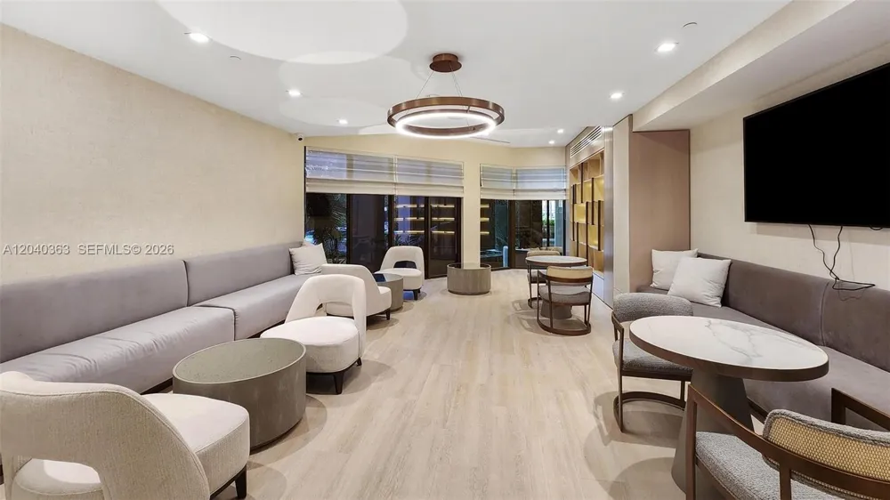 10175 Collins Ave #103 Bal Harbour, FL 33154
