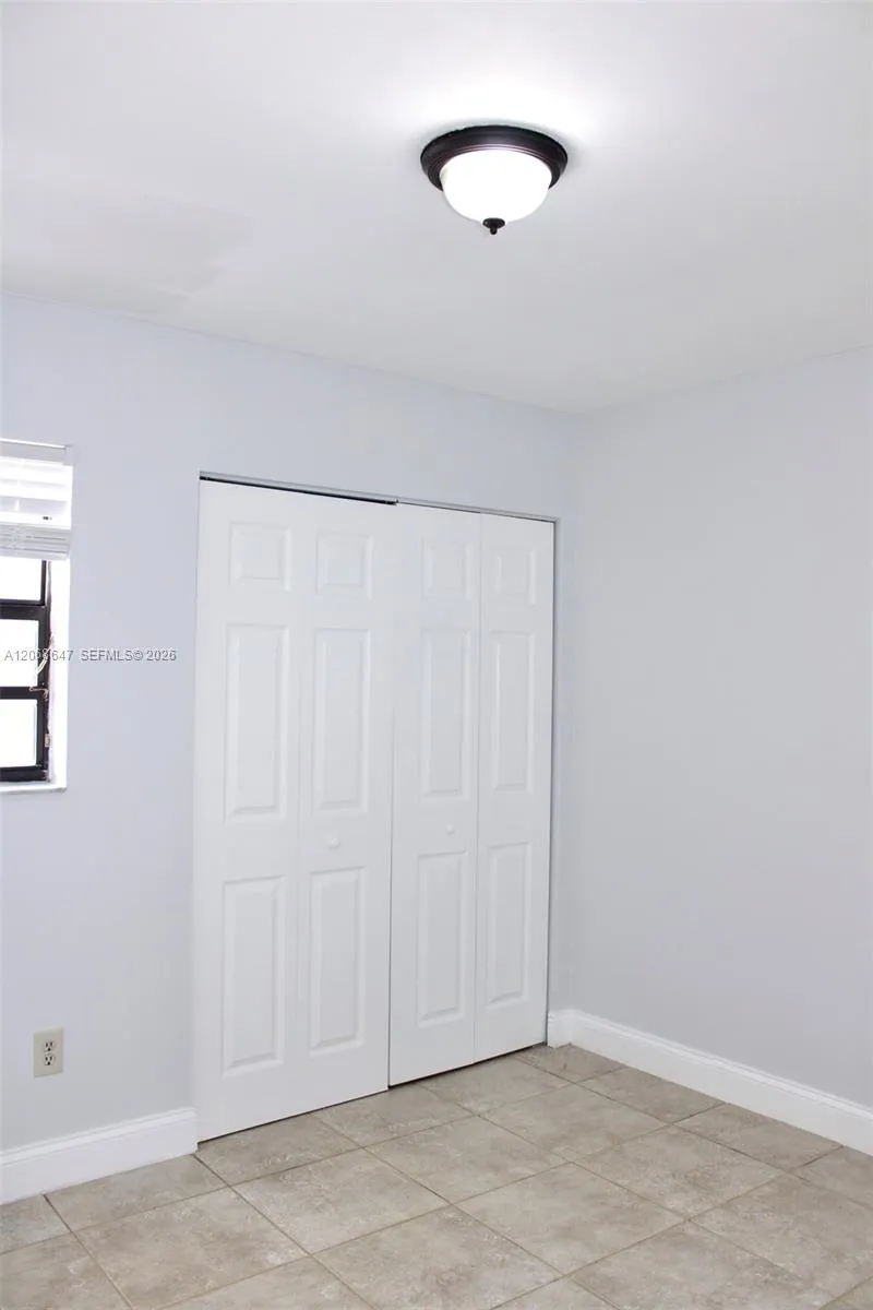 2728 W 74th St #2728 Hialeah, FL 33016