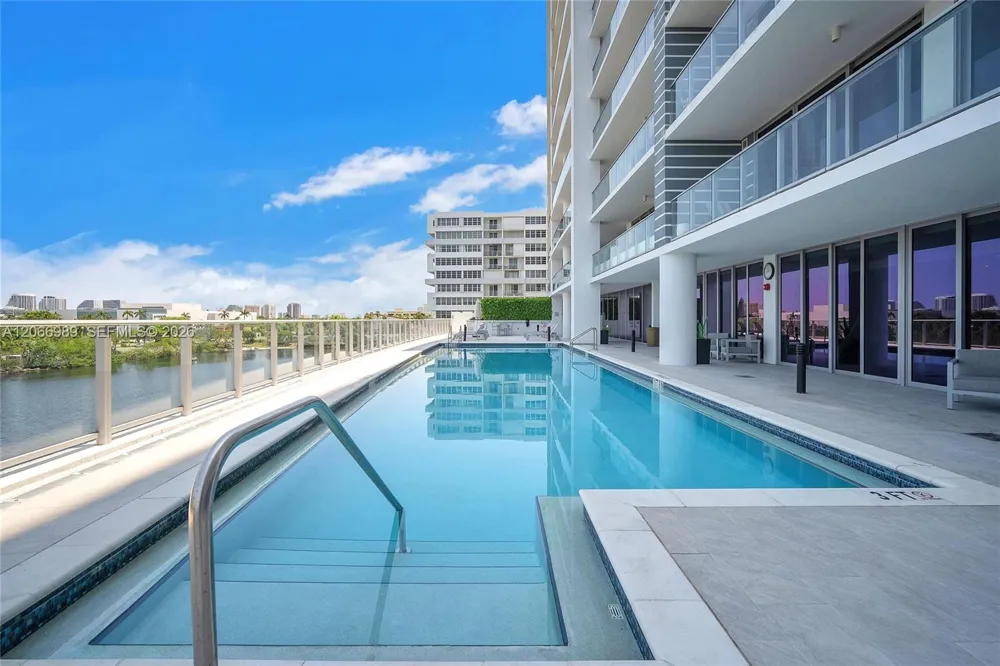 1180 Federal Hwy #501 Fort Lauderdale, FL 33304