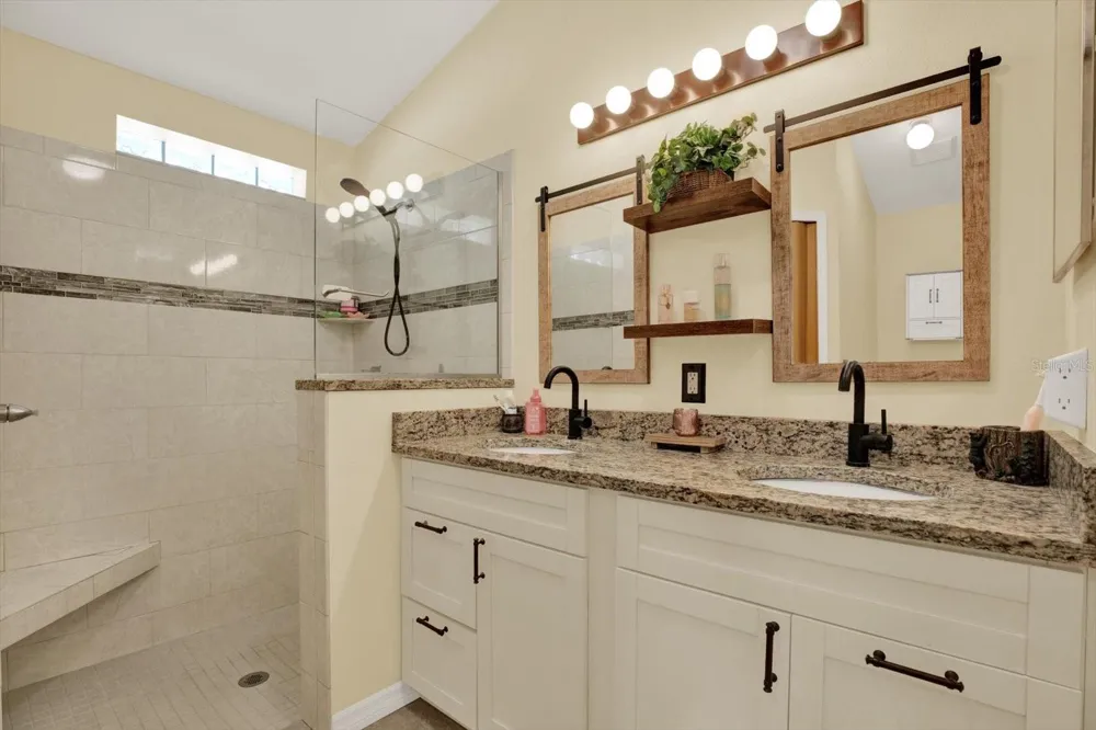 7123 48TH AVENUE E Palmetto, FL 34221