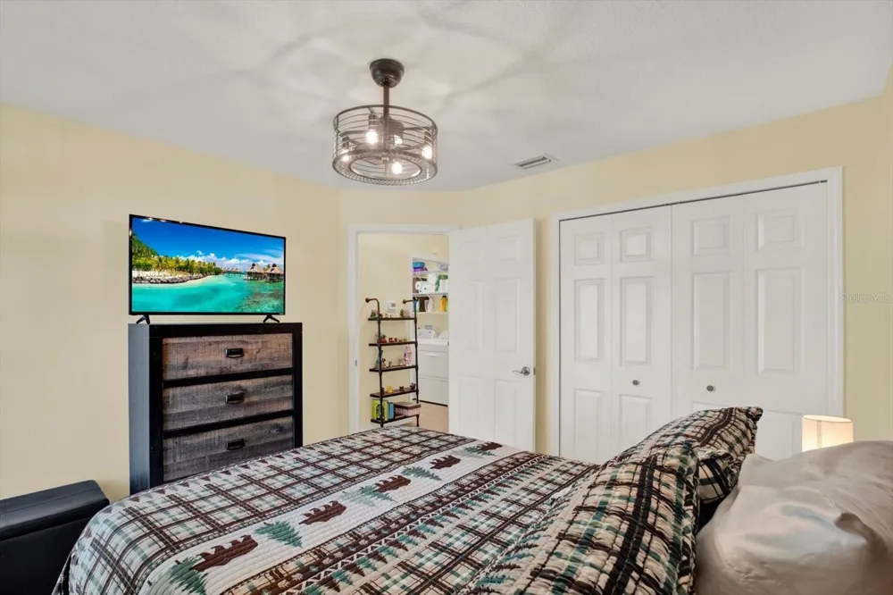 7123 48TH AVENUE E Palmetto, FL 34221